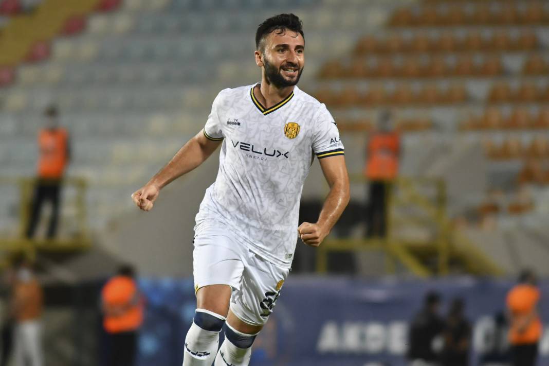 Yılport Samsunspor'da Yüksel Yıldırım forvet transferini bitiriyor! 3