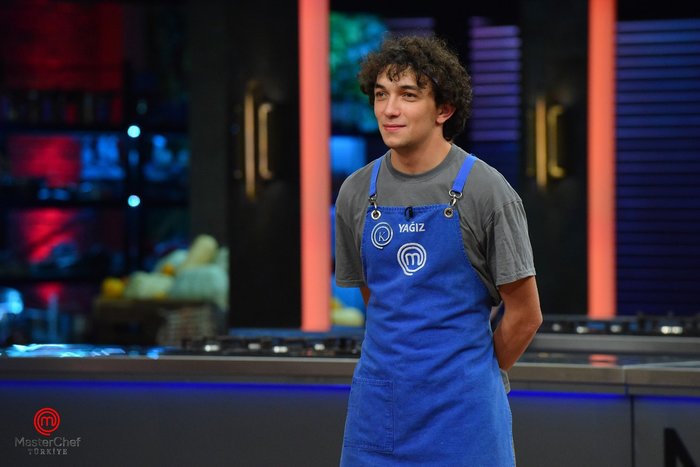 masterchef-turkiyenin-kaptanlik-oyununda-ters-kose-mavi-takimin-kaptani-kim-oldu.jpg