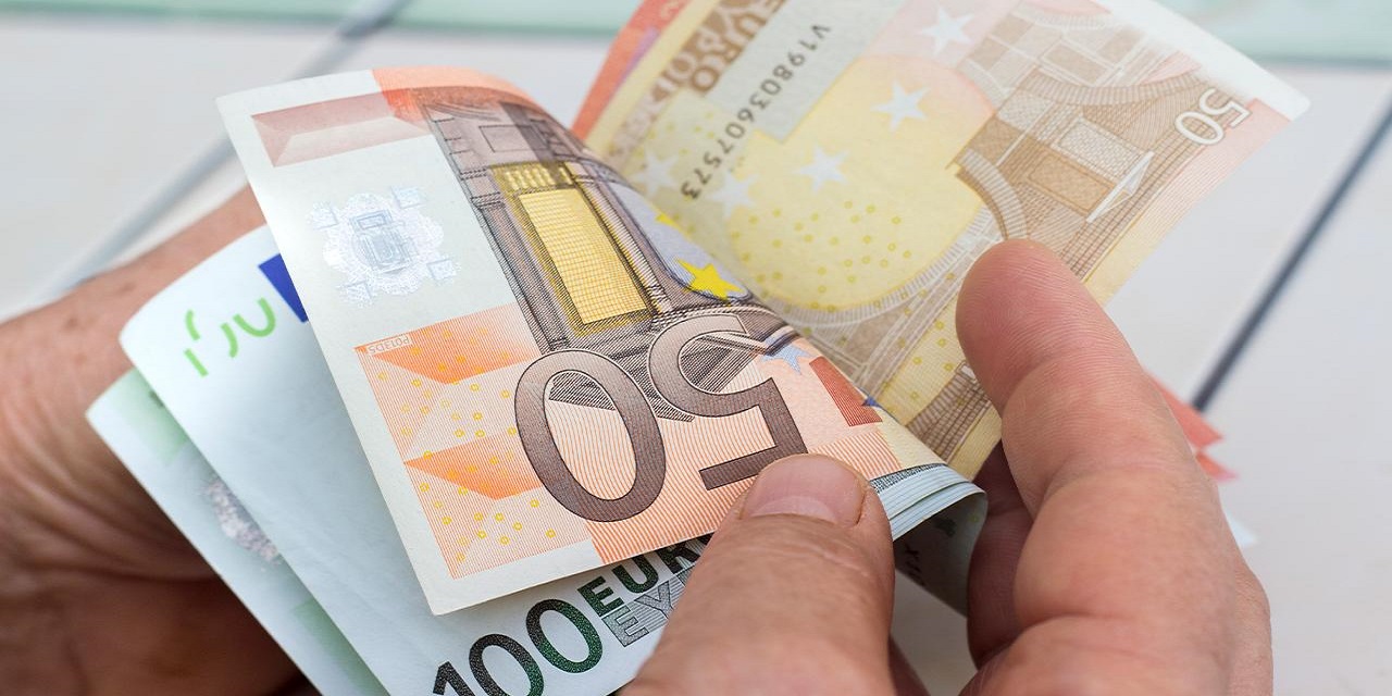 9-mayis-pazartesi-euro-kuru.jpg